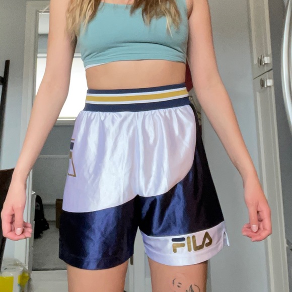 FILA (for Urban Outfitters) High-waisted basketball shorts 🏀🌟 - Picture 4 of 6